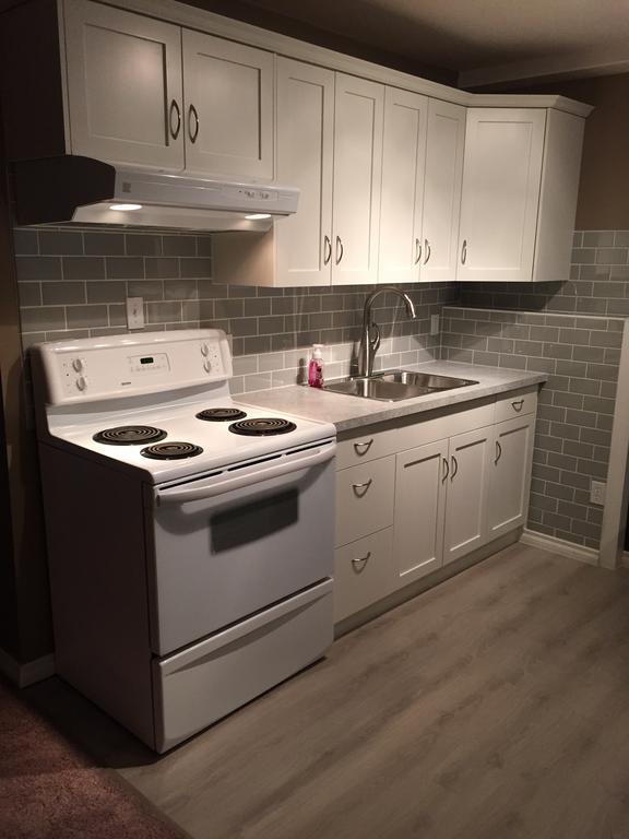 Newly Renovated Basement Suite! Lethbridge Εξωτερικό φωτογραφία