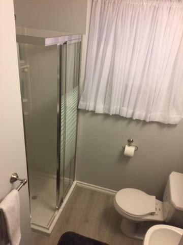 Newly Renovated Basement Suite! Lethbridge Εξωτερικό φωτογραφία